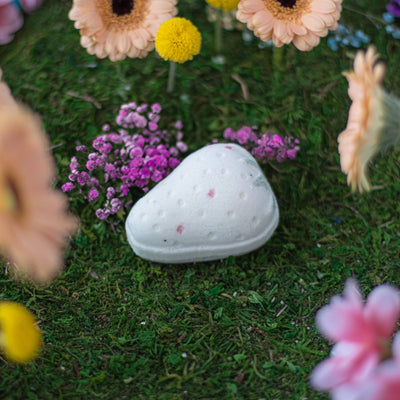 Strawberry Fog Bath Bomb